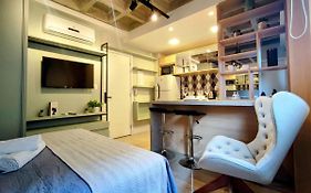 Studio em frente Parque Farroupilha com garagem